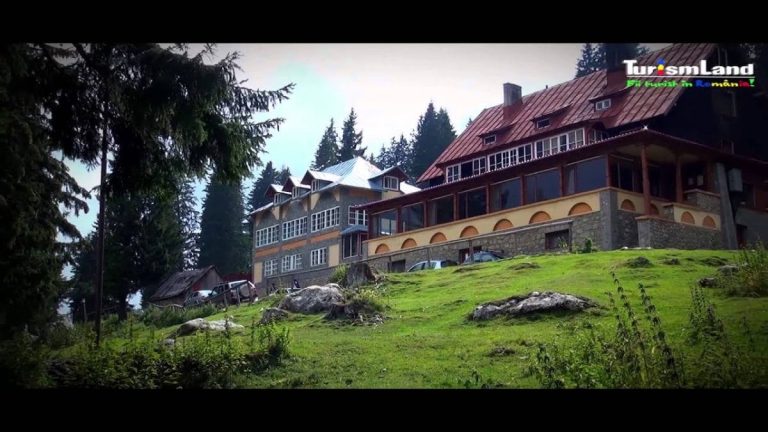 Unde să te cazezi în Munții Bucegi